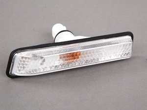 ES#173581 - 63137164492 - E53 X5 White Fender Side Marker - Right  - Replace your damaged or burned out side markers - Genuine BMW - BMW