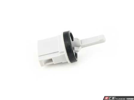 ES#2897324 - 1K0907543G - Temperature Sensor - Located on the evaporator housing beneath the cabin filter - Vemo - Audi Volkswagen