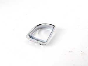 ES#2080942 - 51117255120 - Brake Duct Frame Chrome - Right - Located in the front lower grille assembly for S bumper - Genuine MINI - MINI