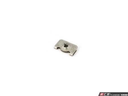 ES#4661131 - 07129925707 - Body Nut - Priced Each  - ST3,9-4 - Vaico - MINI