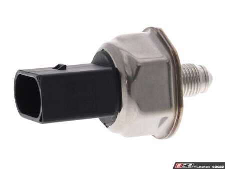 ES#4684721 - 2711530328 - Fuel Pressure Sensor  - Located at fuel rail - Vemo - Mercedes Benz