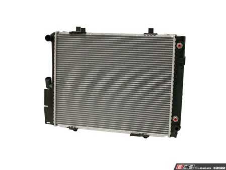 ES#4685891 - 2015006403 - Radiator  - Allows for heat to be blown away from the coolant - Nissens - Mercedes Benz