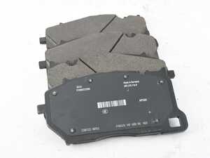 ES#4368312 - 4M8698151D - Front Brake Pad Set  - Restore your vehicles stopping power - Genuine Volkswagen Audi - Audi