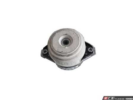 ES#4684016 - 1662405917 - Engine Mount - Right - Does not include attachment hardware - Vaico - Mercedes Benz