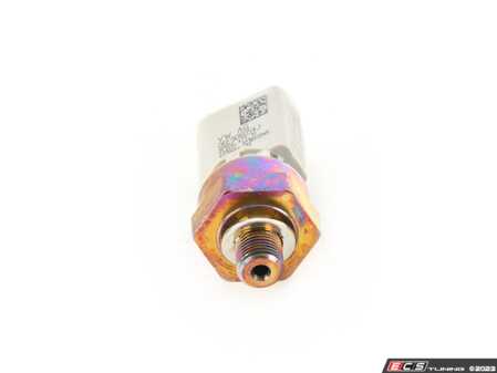 ES#3628571 - 06E906054J - Oil Pressure / Coolant Temp Sensor - Triggers the oil light when pressure drops too low - Genuine Volkswagen Audi - Audi Porsche