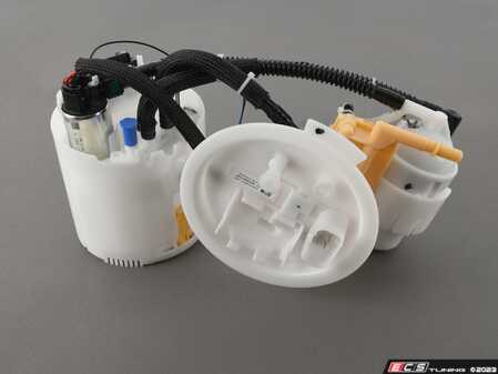 ES#3553743 - 16117856997 - DELIVERY UNIT, RIGHT - Genuine BMW Fuel Pump - F9X - Genuine BMW - BMW