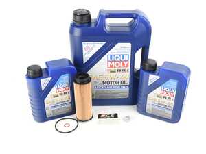 ES#4023645 - 11428583898KT - Liqui-Moly Leichtlauf Oil Change Kit - Save money and time, avoid the dealership and do it yourself! Includes Liqui-Moly Leichtlauf 5W-40 motor oil and a Mann Filter. Includes replacement drain plug. - Assembled By ECS - BMW