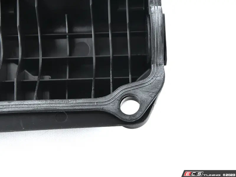 URO - 11121703341 - Valve Cover - M52/S52