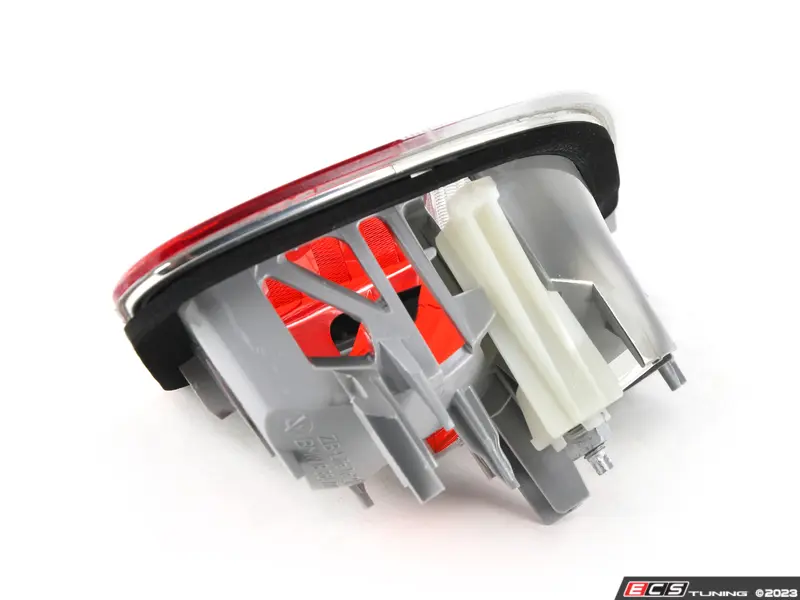るる ULO - 63218364727 - E46 Trunk Mounted Tail Light - Left