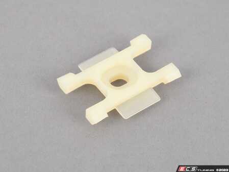 ES#1617015 - 0039885478 - CLIP - Genuine Mercedes Benz - Mercedes Benz