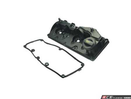 ES#4699462 - 03L103469R - Valve Cover - Includes PCV, oil cap and valve cover gasket - URO - Volkswagen