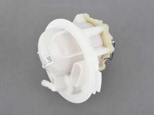 ES#4135631 - 7L6919679D - Fuel Tank Flange With Integrated Filter - Mounts to the driver's side fuel pump assembly - VDO - Volkswagen