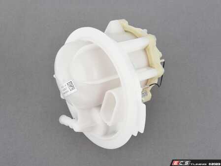ES#4135631 - 7L6919679D - Fuel Tank Flange With Integrated Filter - Mounts to the driver's side fuel pump assembly - VDO - Volkswagen