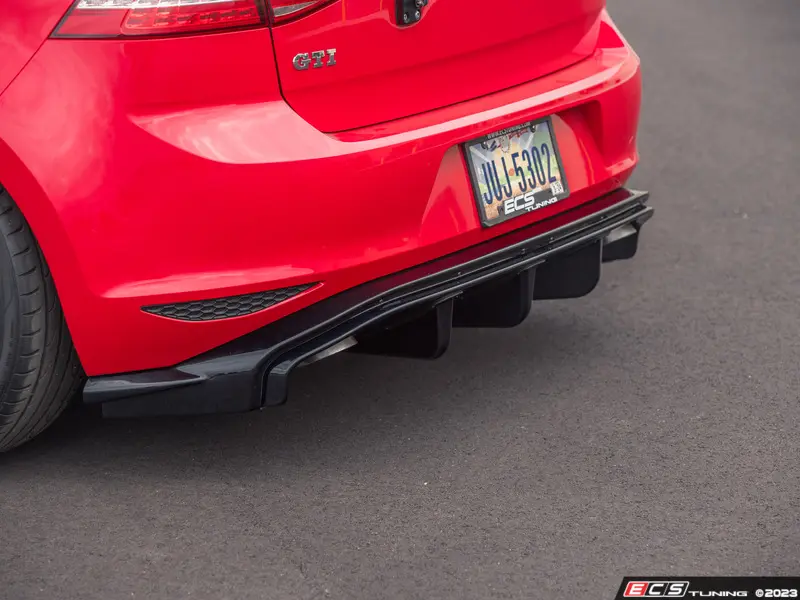 ECS TUNING　ゴルフ7GTI リアディフューザー ECS - 014482la01-01KT - MK7 GTI Functional Aerodynamic Rear