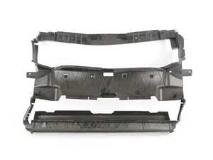 ES#4200675 - 51747459157 - Air Duct -  Radiator - Racetrack - Genuine BMW - BMW