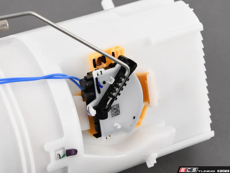 Genuine BMW - 16117314804 - PUMP ASSEMBLY WITH L (16-11-7-314-804) 