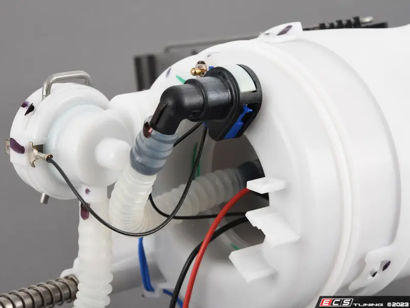 Genuine BMW - 16117314804 - PUMP ASSEMBLY WITH L (16-11-7-314-804) 