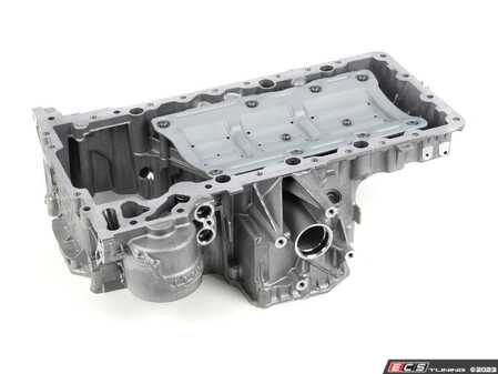ES#2503478 - 11137621072 - upper Oil Pan - Includes control valve - Genuine BMW - BMW
