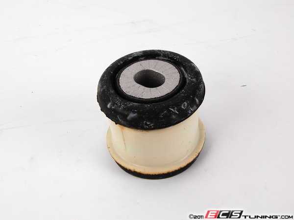 Подушка КПП Audi Ossca