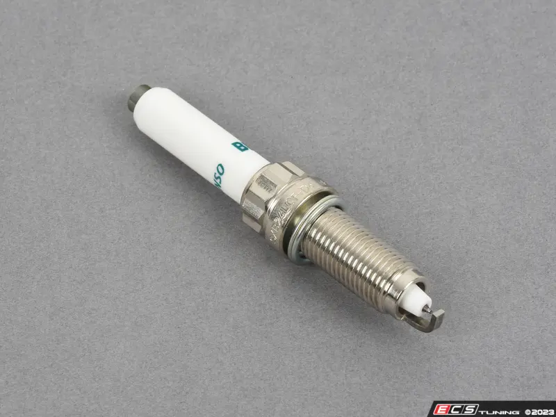 BMW スパークプラグ　8本　12120057704 Genuine BMW 12120057704 Spark Plug - BMW