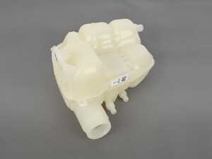 ES#2734027 - 17137617362 - Expansion Tank - Mounts towards the back side of the engine bay - Genuine BMW - BMW MINI