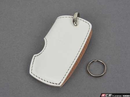ES#3176018 - 7105-0122 - Medium Key Case - White - Protect your keys & your interior with this stylish key case - 3D Design - BMW
