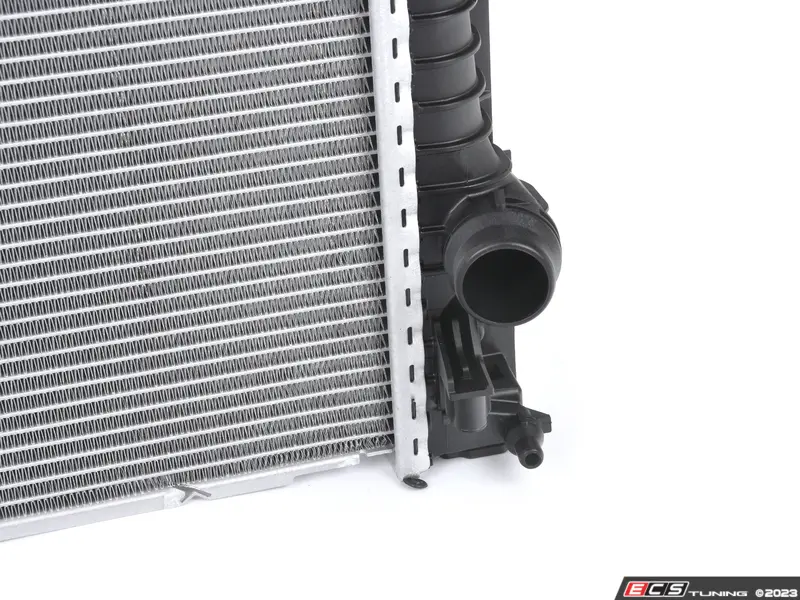 BMW Radiator - Genuine BMW 17119797808 | FCP Euro