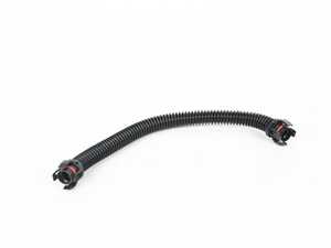 ES#4689878 - 11157595188 - Breather Hose - Crankcase Ventilation - Connecting tube of the crankcase ventilation vent pipe, located in the middle, between the left and right vent pipes. - Rein - BMW