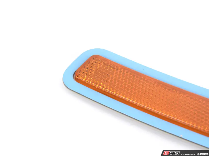 Genuine BMW - 63147433786 - SIDE MARKER REFLECTOR RIGHT (63-14-7 