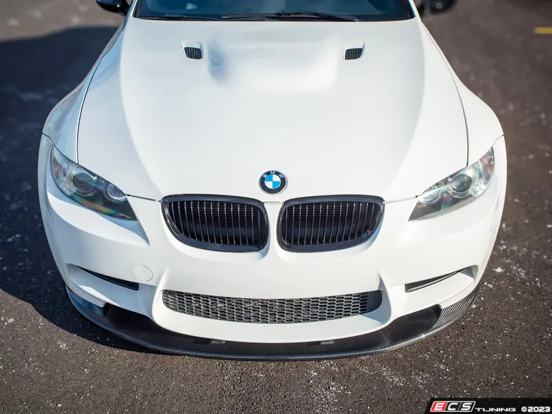 BMW E92 M3 スカッフプレート Turner Motorsport - 047912LA01KT - E9X M3 Carbon Front Lip
