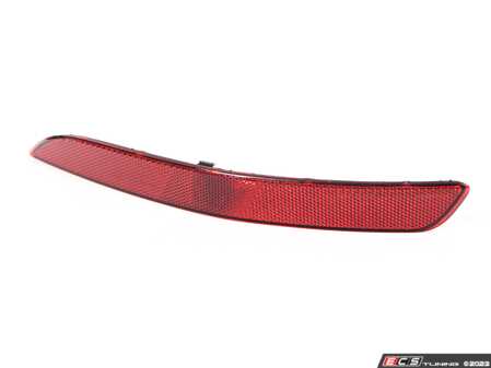 ES#3998110 - 9P1945103 - Rear Light Reflector - Genuine Porsche - 