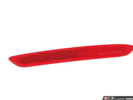 ES#3110349 - 63147853470 - Reflector - Bumper Cover (Red) - Genuine BMW - BMW