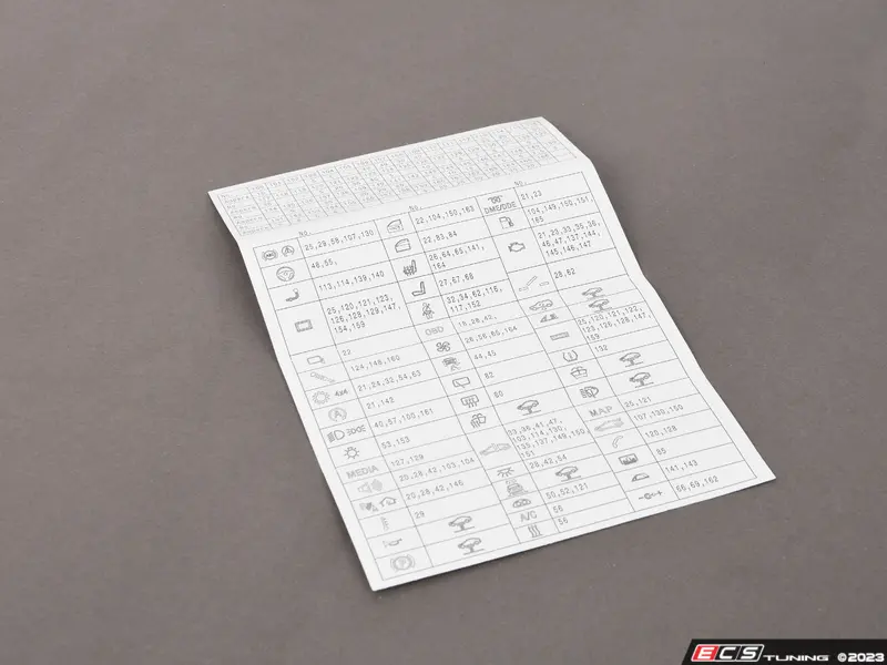 リラクシングなシルエット。上品かつ旬な仕上がり。チェック柄