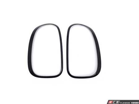 ES#4750283 - 51132296301 - Taillight Trim Ring Gloss Black - Set  - Upgrade to the black ring, part of black line - Bremmen Parts - MINI