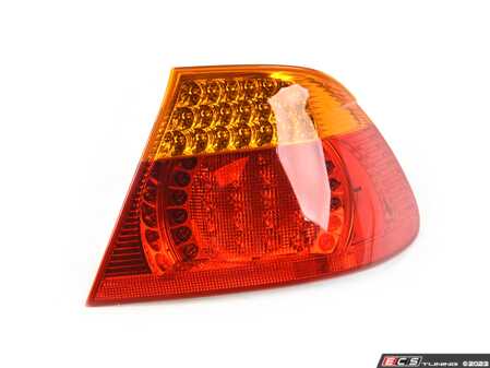 ES#3146630 - 63216937452 - Outer Tail Light - Right - Replace your cracked or clouded taillight - ULO - BMW