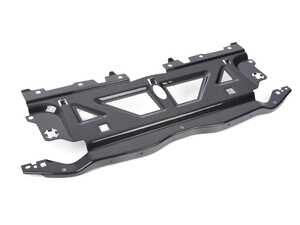 ES#4660354 - BM-0701 - AutoTecknic Dry Carbon Fiber Cooling Shroud - G80 M3 | G82/ G83 M4 - This cooling shroud is not only functional, but the aesthetics of carbon fiber will also improve the overall appearance of your vehicles engine bay. - AUTOTECKNIC - BMW