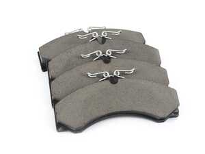 ES#4485488 - 0084204920 - Front Brake Pad Set - Does not include brake pad wear sensors - Brembo - Mercedes Benz