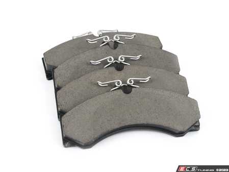 ES#4485488 - 0084204920 - Front Brake Pad Set - Does not include brake pad wear sensors - Brembo - Mercedes Benz