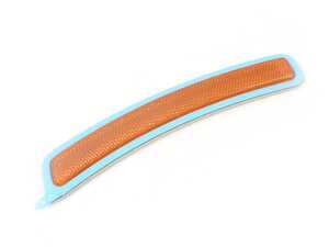 ES#4459228 - 63147495862 - SIDE MARKER REFLECTOR RIGHT - Genuine BMW - BMW