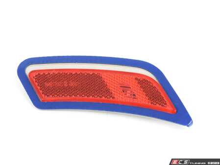 ES#3199411 - 63147378720 - Rear Side Marker - Right  - Mounts to the rear wheel arch - Genuine MINI - MINI