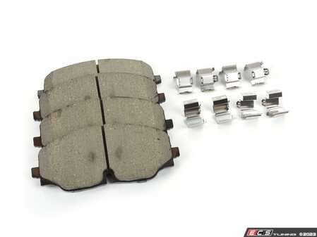 ES#4759761 - 3QF698151 - Akebono Euro Ceramic Pads  - Akebono - Volkswagen