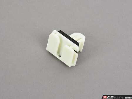 ES#3486746 - 51217457387 - CLIP WITH SEALING WA - Genuine BMW - BMW