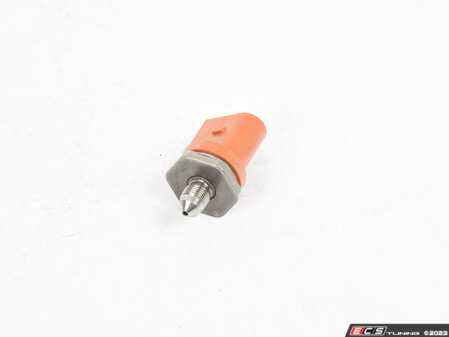 ES#4766162 - 06J906051D - High Pressure Fuel Sensor - Located on the fuel rail - Bremmen Parts - Audi Volkswagen