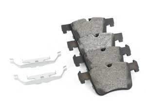 ES#4809858 - BE1561H - Bosch Blue Semi-Metallic Brake Pads With Hardware - Front - A great value pad that offers strong, consistent braking and low dust - Bosch - BMW
