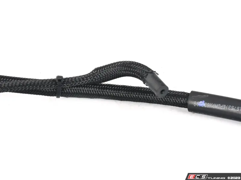 Genuine BMW - 11657593718 - VACUUM PIPE (11-65-7-593-718)