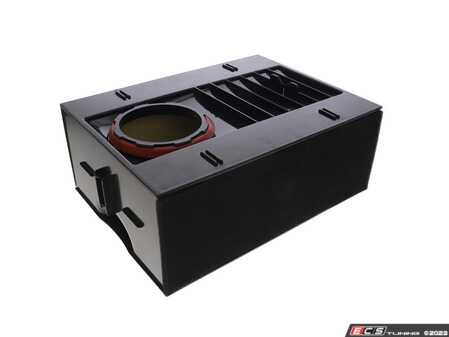 ES#4820438 - 95B129620 - Air Filter - Priced Each - Air cleaner cartridge - Vaico - Porsche
