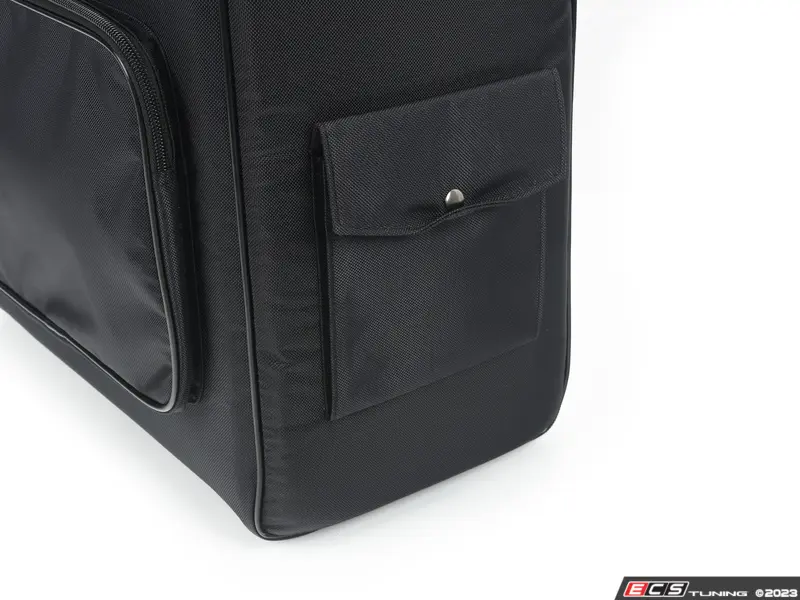 Genuine Mercedes Benz - 0008205409 - Mercedes-Benz Coolbox - Black