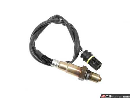 ES#4830169 - 0015408717 - Upstream Oxygen Sensor - Right - Located upstream of the catalytic converter - Right Side - Bosch - Mercedes Benz