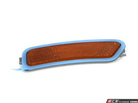 ES#4209313 - 63147471138 - SIDE MARKER REFLECTOR RIGHT - Genuine BMW - BMW