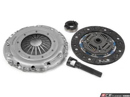 ES#4141793 - 07K141015D - Clutch Kit - Includes clutch disc and pressure plate - LUK - Volkswagen